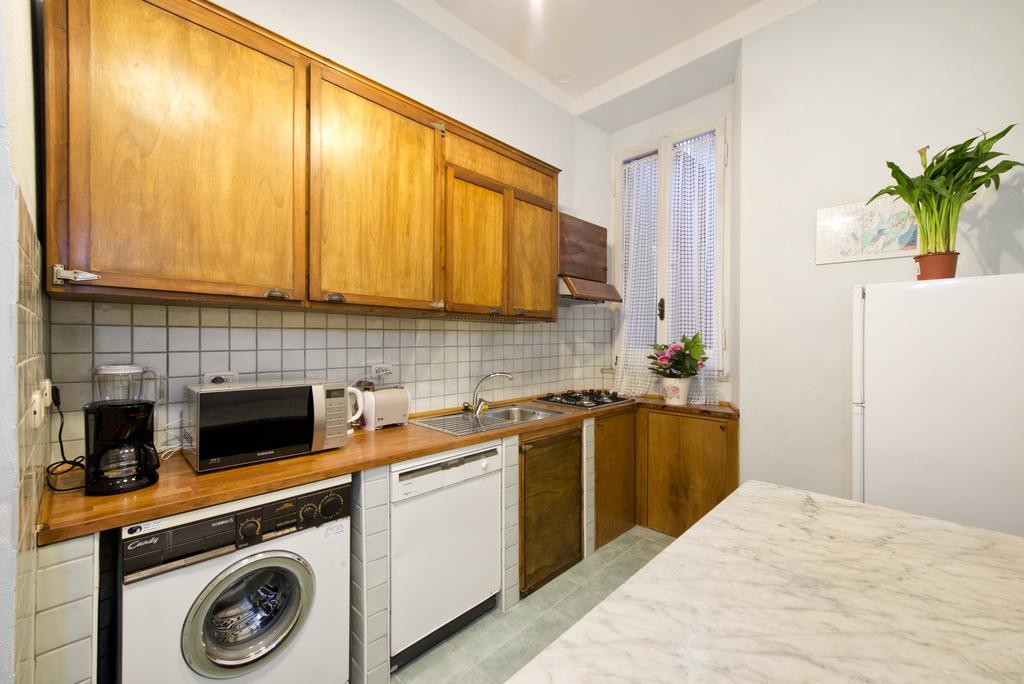 Fontana De Trevi Apartment โรม ห้อง รูปภาพ