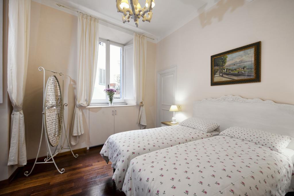 Fontana De Trevi Apartment โรม ห้อง รูปภาพ