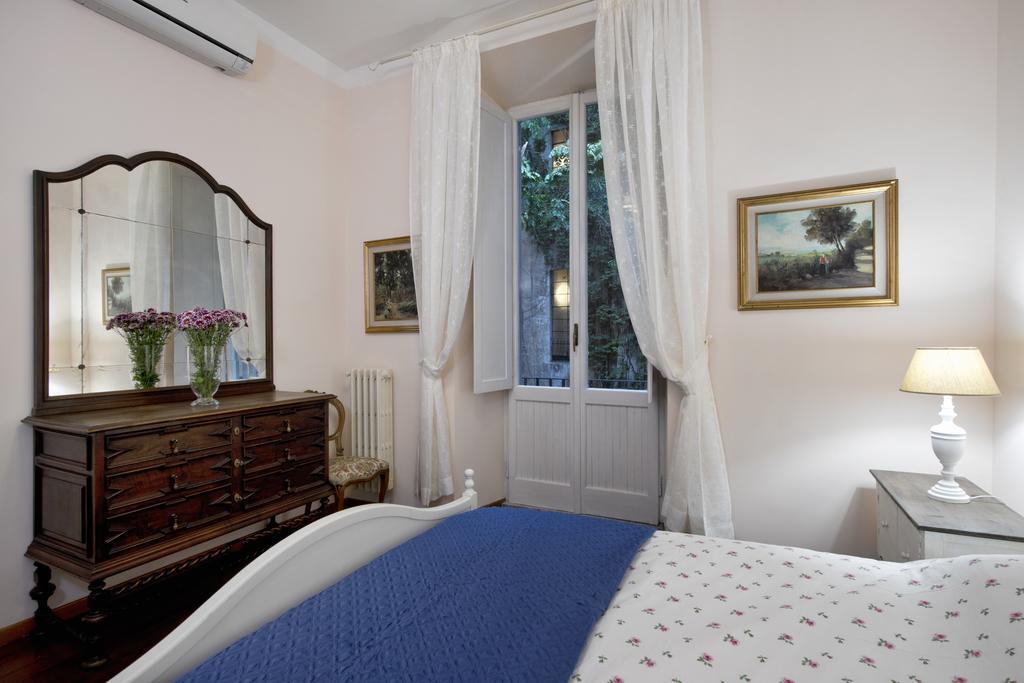 Fontana De Trevi Apartment โรม ห้อง รูปภาพ