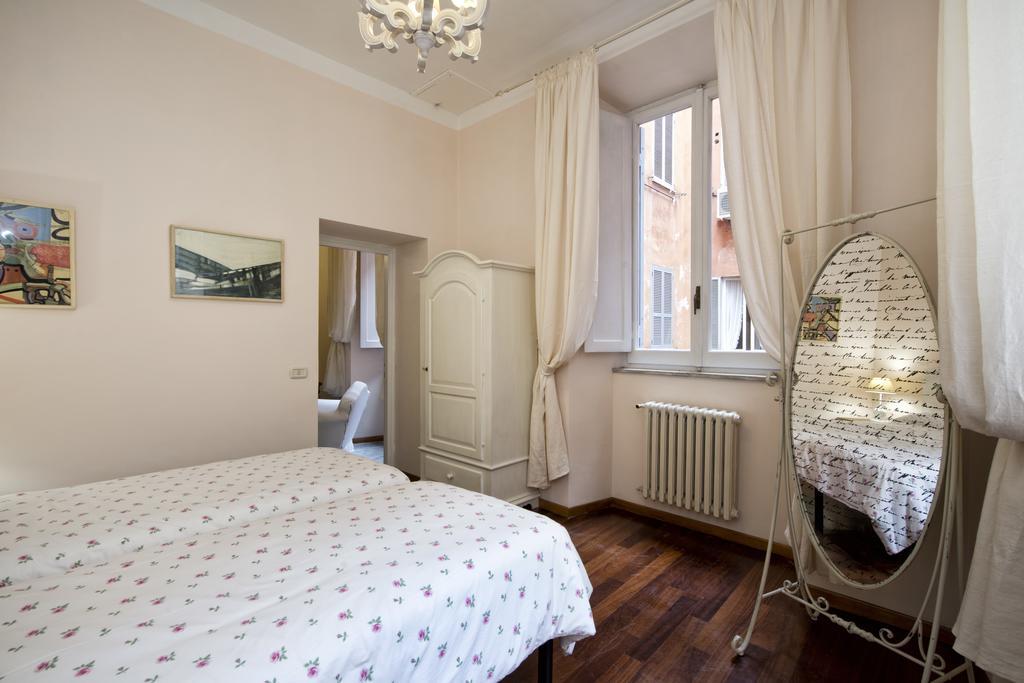 Fontana De Trevi Apartment โรม ห้อง รูปภาพ